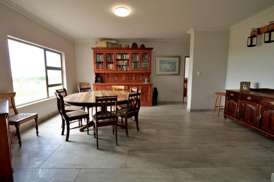 4 Bedroom Property for Sale in Stilbaai Wes Western Cape